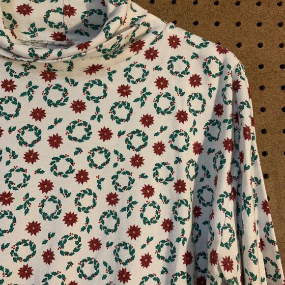 VTG Christmas Sweater Ashley Turtleneck XL Poinsettia White 90s Mom Ivy Wreath - Picture 2 of 4